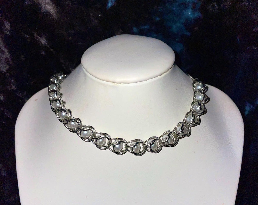 Pearl Chainmail Choker