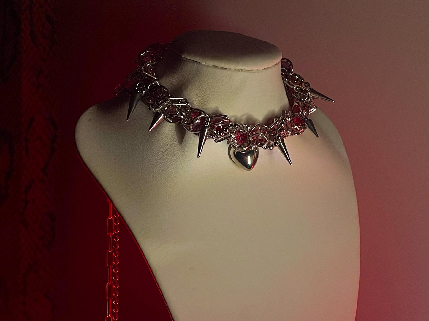 Crimson Chainmail Choker